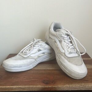 White vans skateboarding shoe